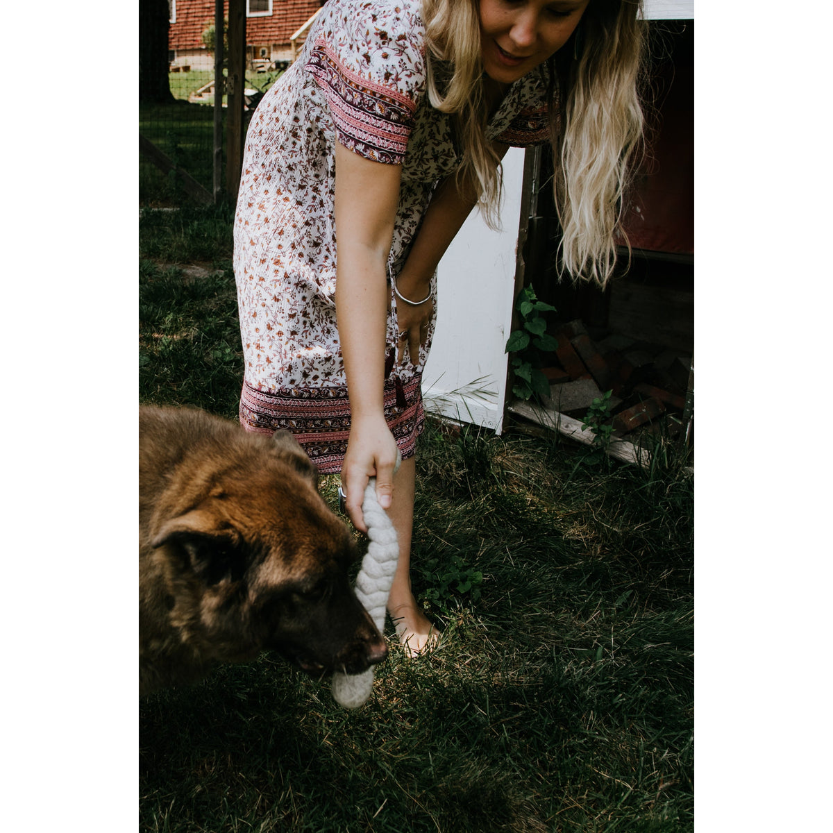 LooHoo Wooly Tug Toys